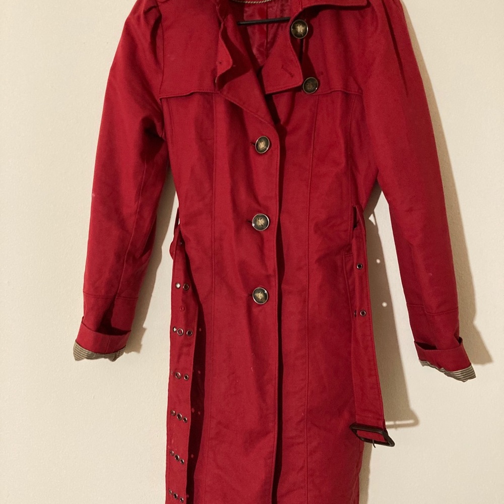 Kneath cole tranch coat red color